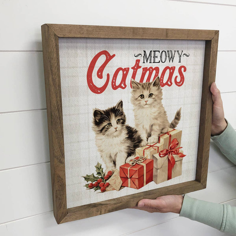 Vintage Meowy Christmas - Cute Holiday Animal Canvas Decor