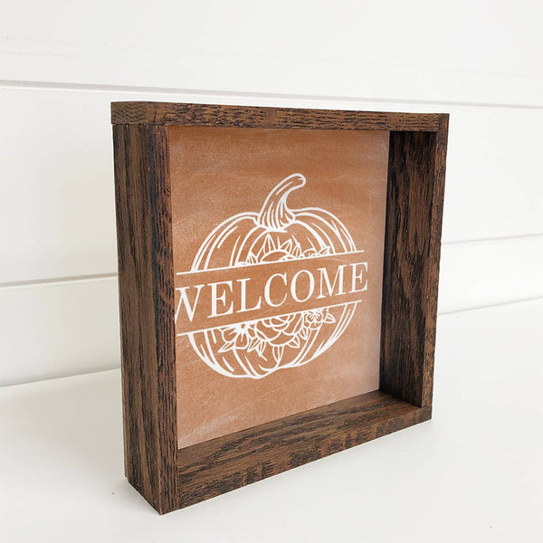 Welcome Fall Pumpkin Small Thanksgiving Tabletop Sign
