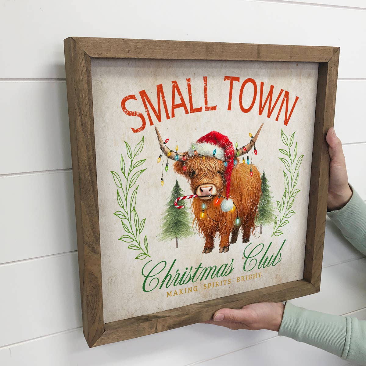 Small Town Christmas Club Highland Cow - Farmhouse Christmas