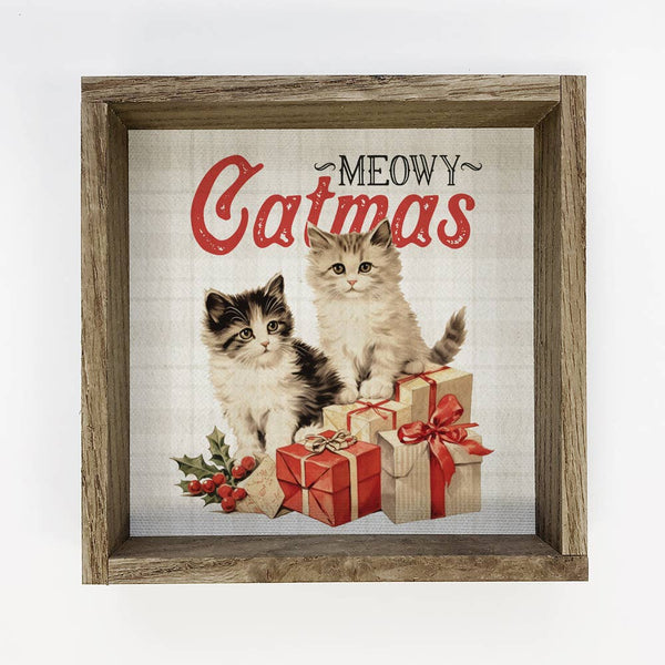Vintage Meowy Christmas - Cute Holiday Animal Canvas Decor